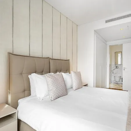 Whome Urban Retreat: Downtown Luxury, Parking, Ac & Elevator Appartamento Lisbona
