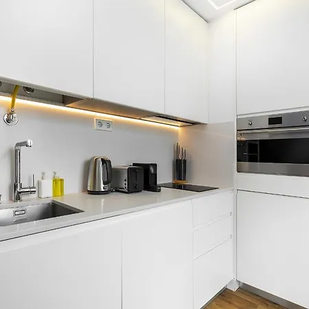 Whome Urban Retreat: Downtown Luxury, Parking, Ac & Elevator Apartamento *