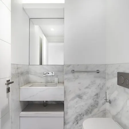 Whome Urban Retreat: Downtown Luxury, Parking, Ac & Elevator Apartamento *