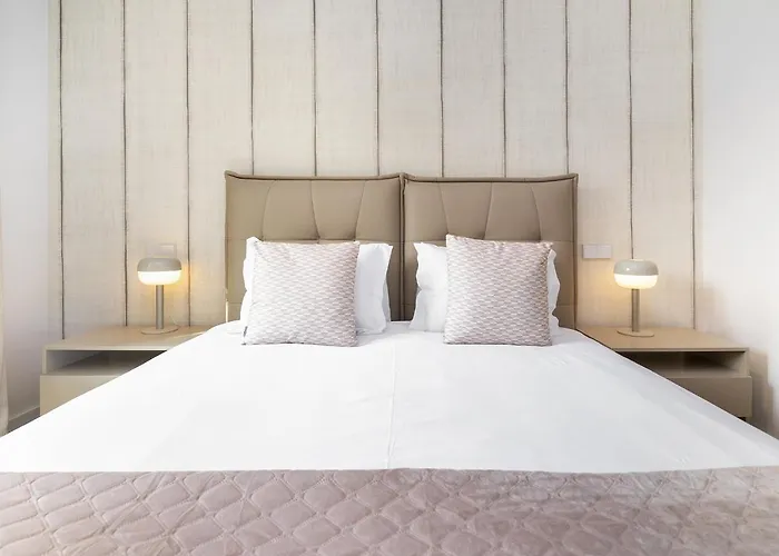 Whome Urban Retreat: Downtown Luxury, Parking, Ac & Elevator Lejlighed *